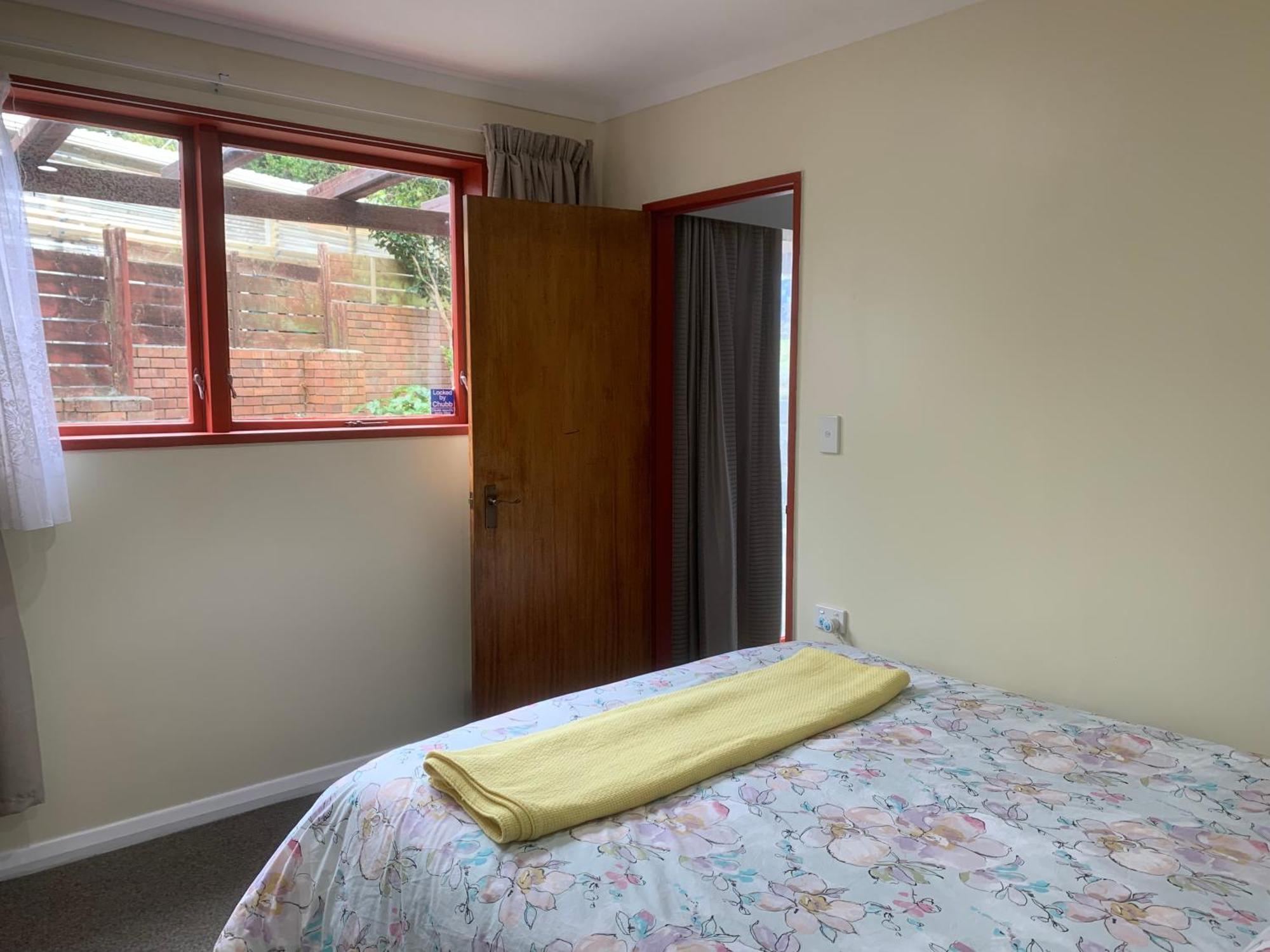 Sunny Holiday Home Wellington Extérieur photo
