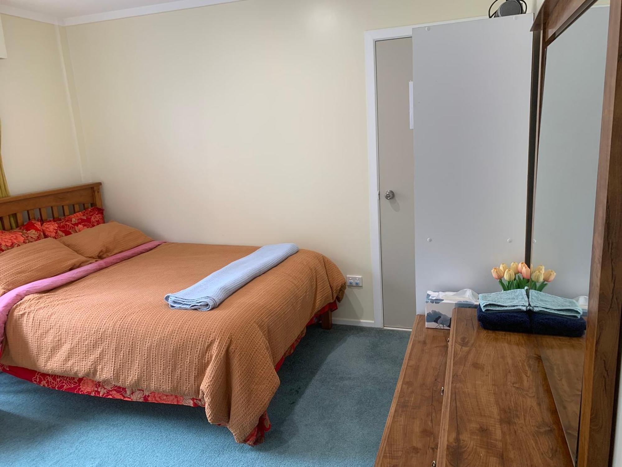 Sunny Holiday Home Wellington Extérieur photo