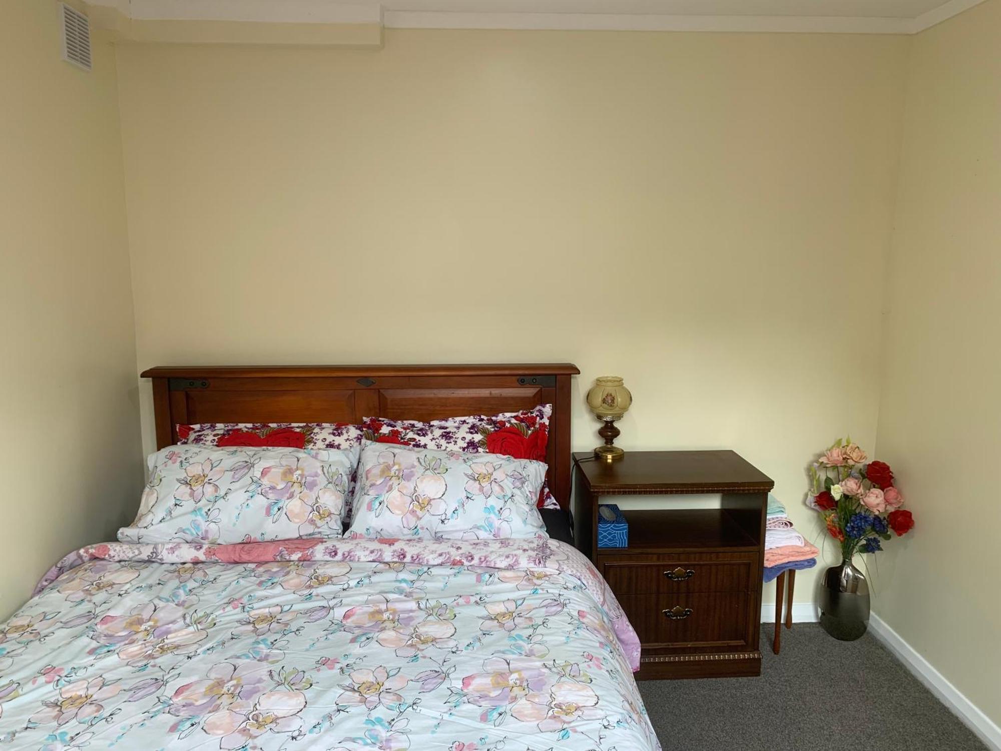 Sunny Holiday Home Wellington Extérieur photo