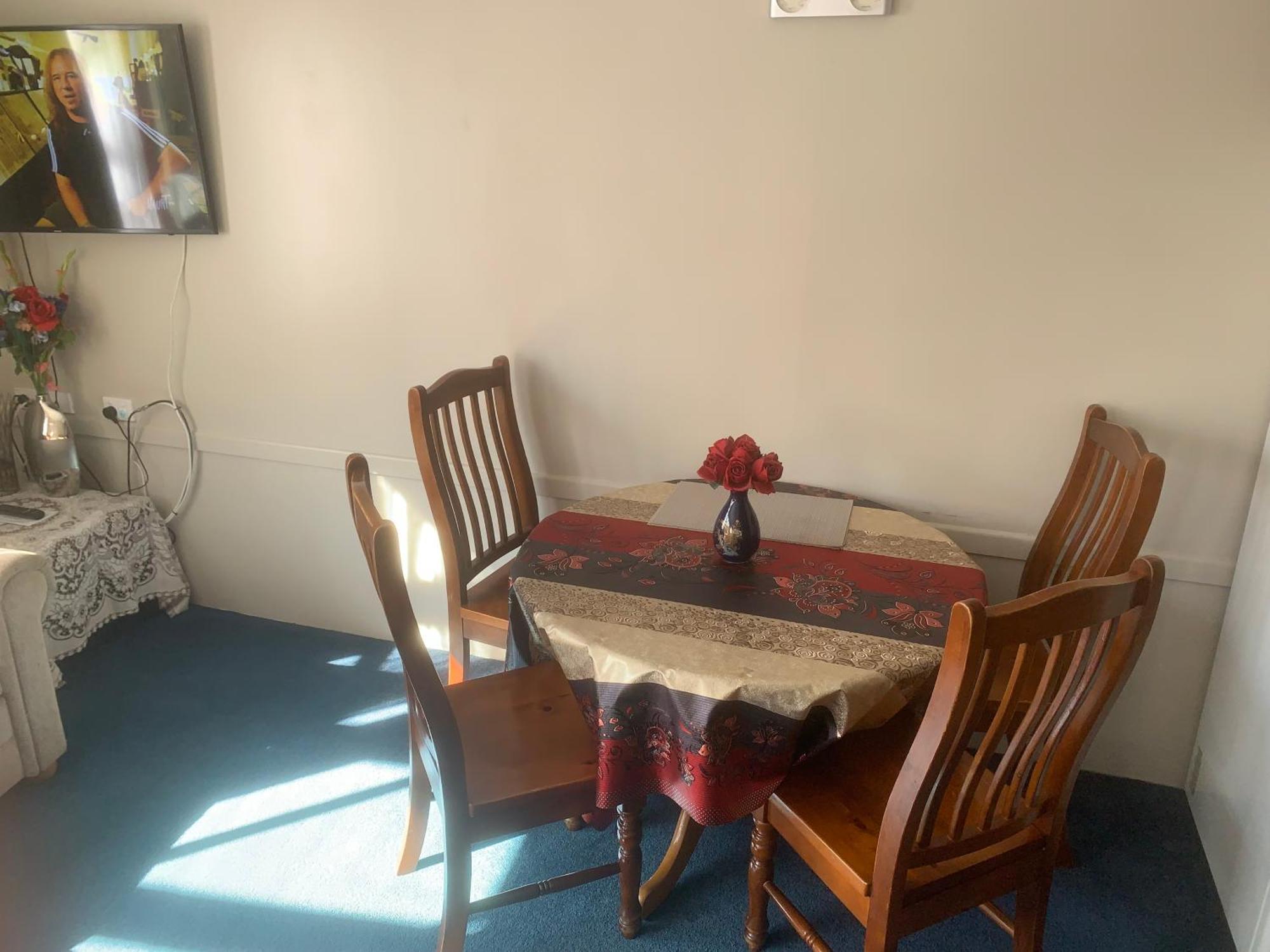 Sunny Holiday Home Wellington Extérieur photo